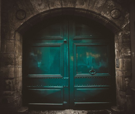 door-by-jeremy-bishop-unsplash